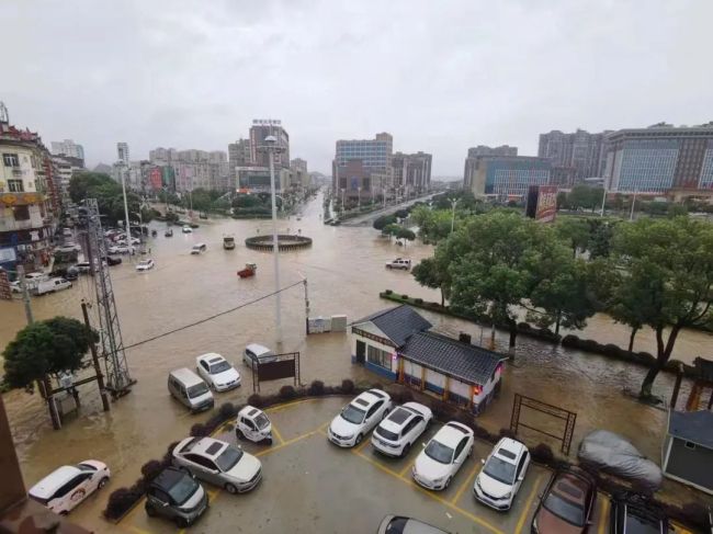 暴雨后的富川县。谭山泉 摄（建图）.jpg