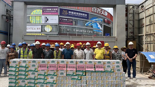 活动合影。容芝雅 摄（建图）.jpg